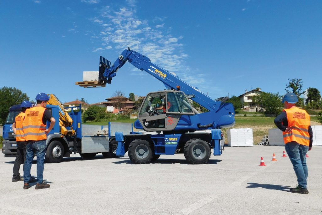 Una sessione formativa della Mollo Academy